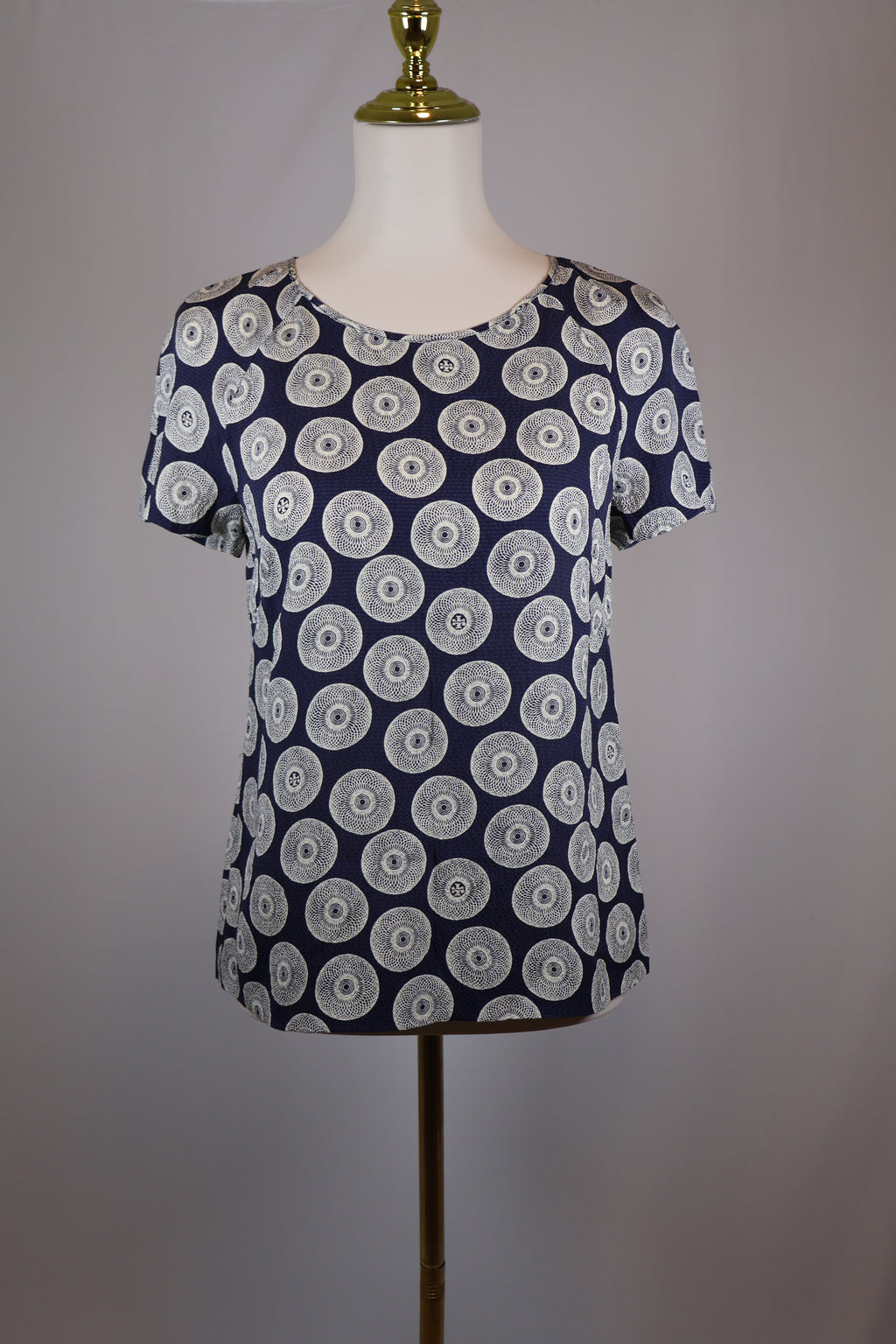 Tory Burch Medallion Short Sleeve Blouse | Size 6