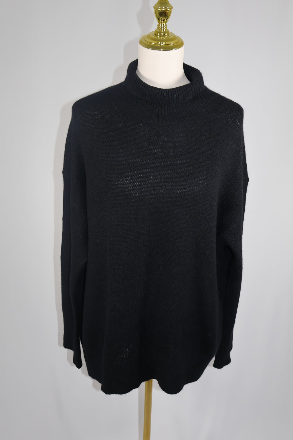 Skull Cashmere Turtleneck Knit Sweater / Size L