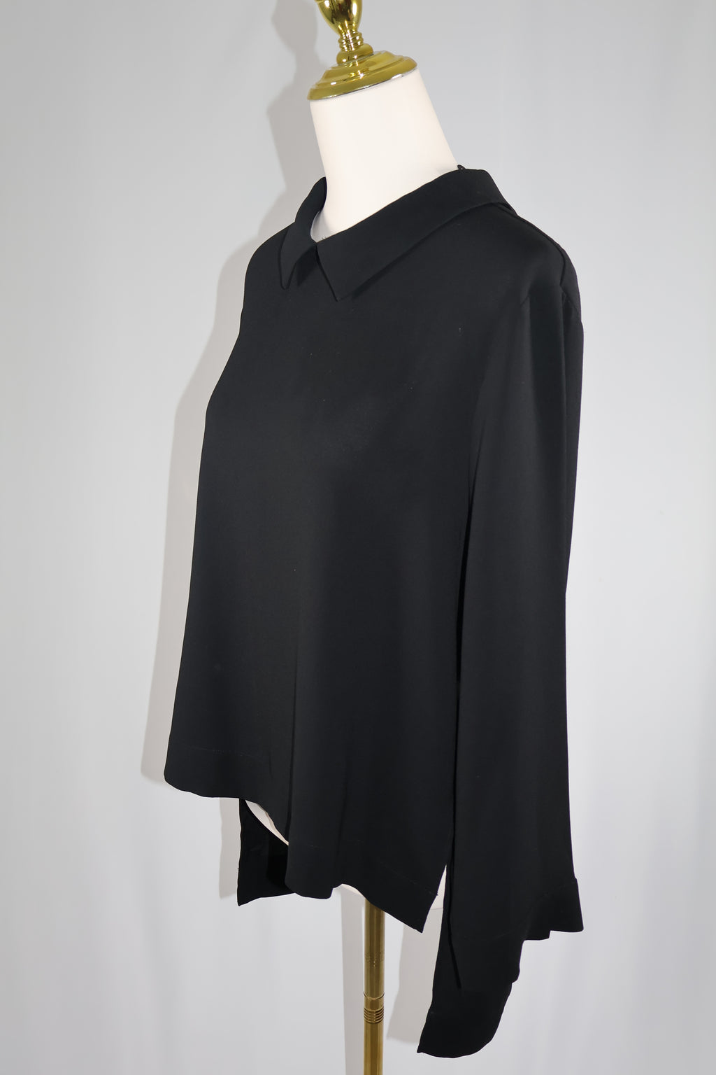 BCBG Maxazria Women's Cecil Woven Collared Top with Flyaway Back / Size L