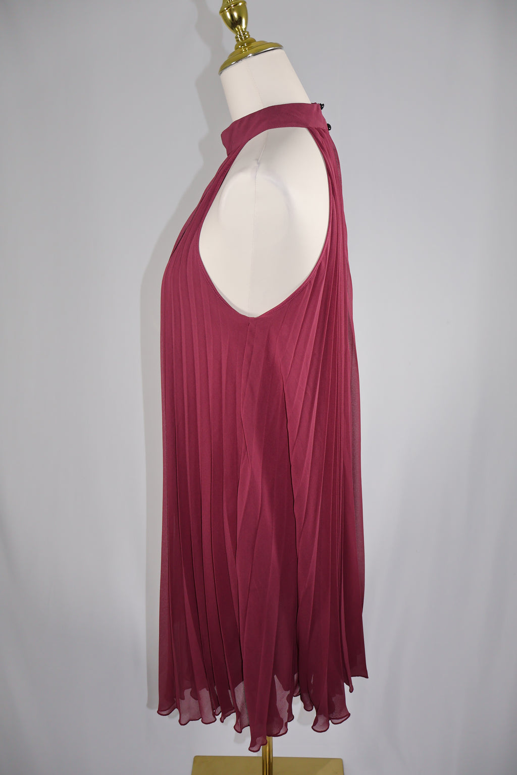 Sisley Pleated Halter Dress / Size M