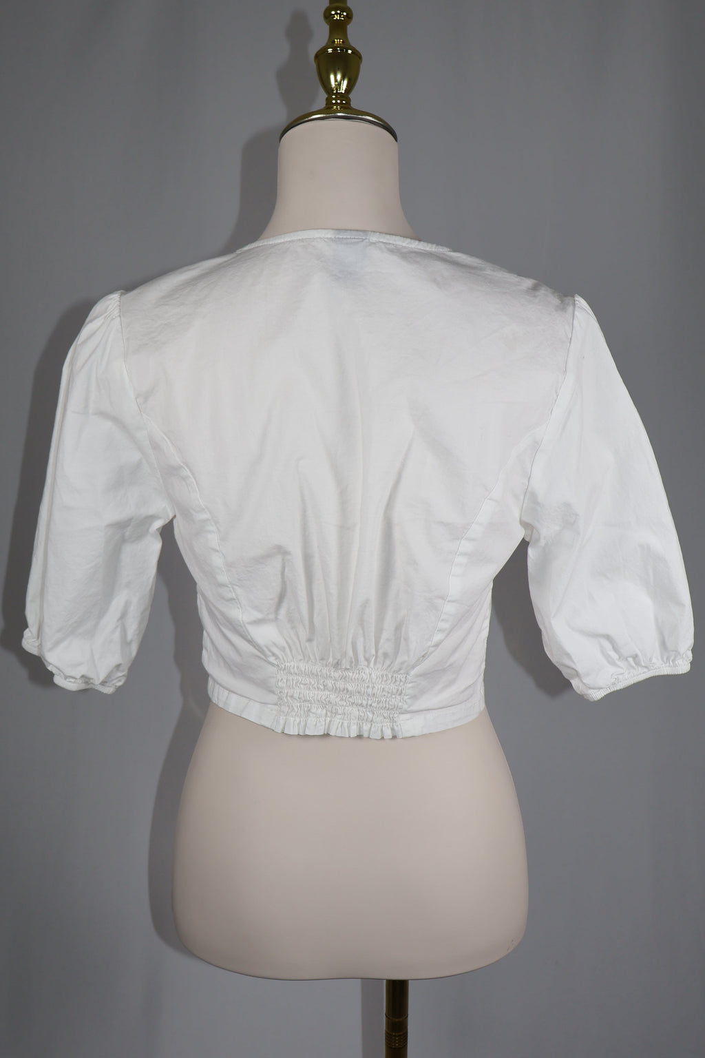 Wild Fable Peter Pan Collar Crop Blouse / Size M