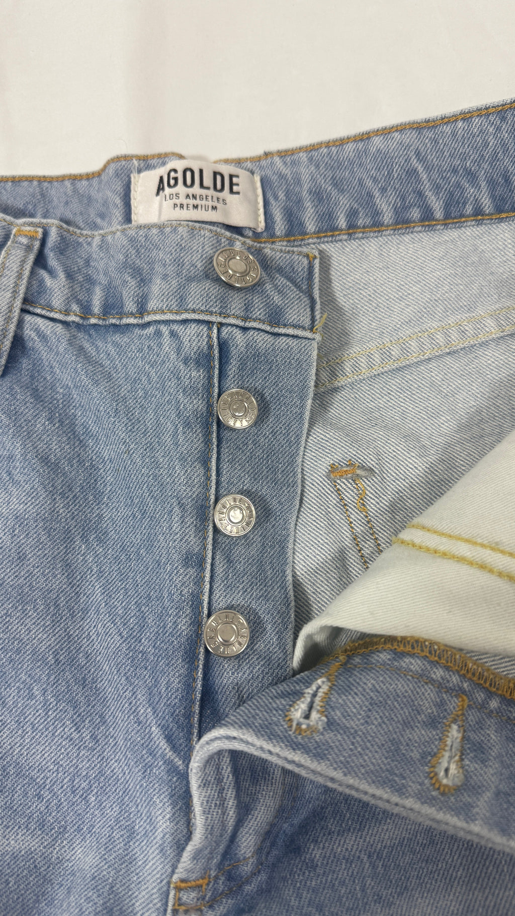 AGOLDE Distressed Light Wash Straight Leg High Rise Jean / Size 28