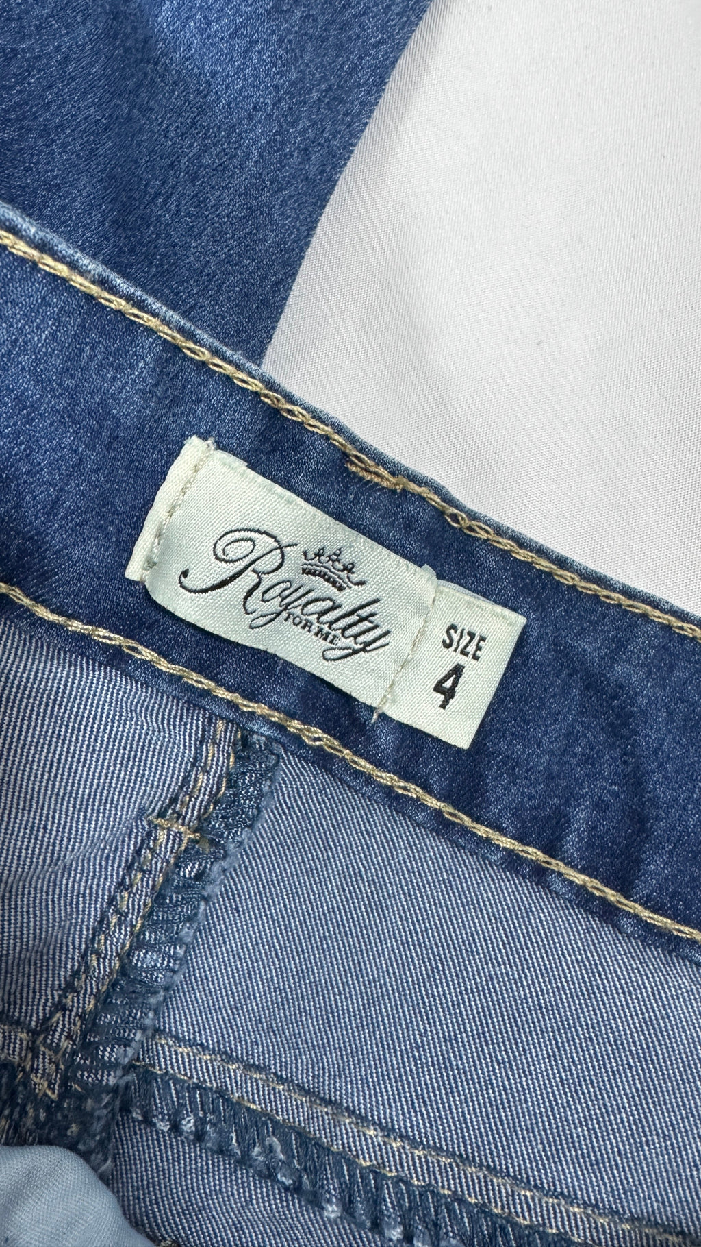 Royalty for Me Mid-Rise Skinny Jean Medium Wash / Size 4
