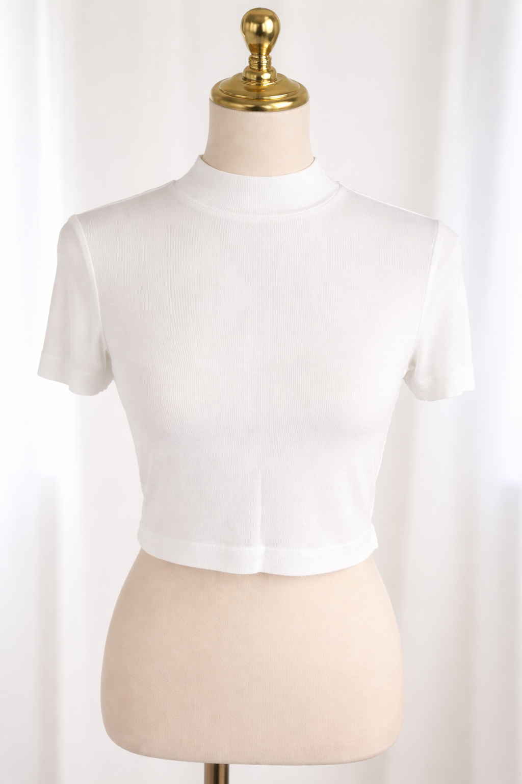 Babaton Gonzalo Ribbed Mock Neck Crop T-Shirt | White | Size Medium